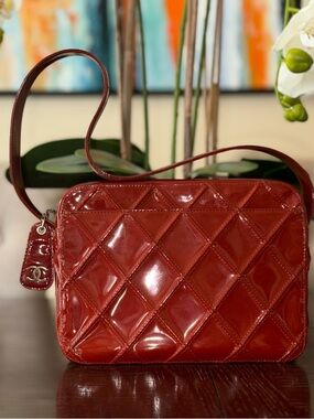 CHANEL Red Quilted Patent Leather Shoulder Bag with CC Charm